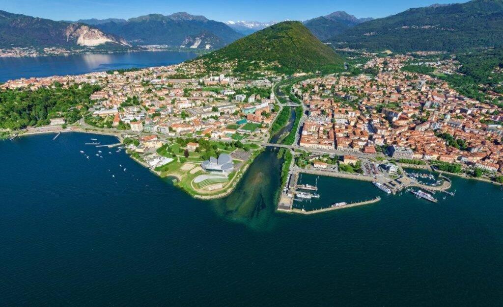 Casa Vacanze La Formica Verbania Bagian luar foto